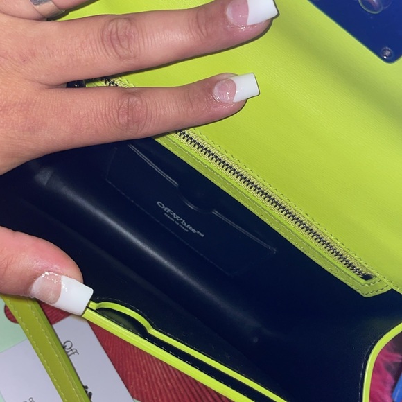 Authentic Off- White handbag
 Jitney 1.4 Top handle light green - Picture 6 of 11